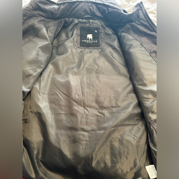 Men’s hooded puffer vest - Picture 4 of 5